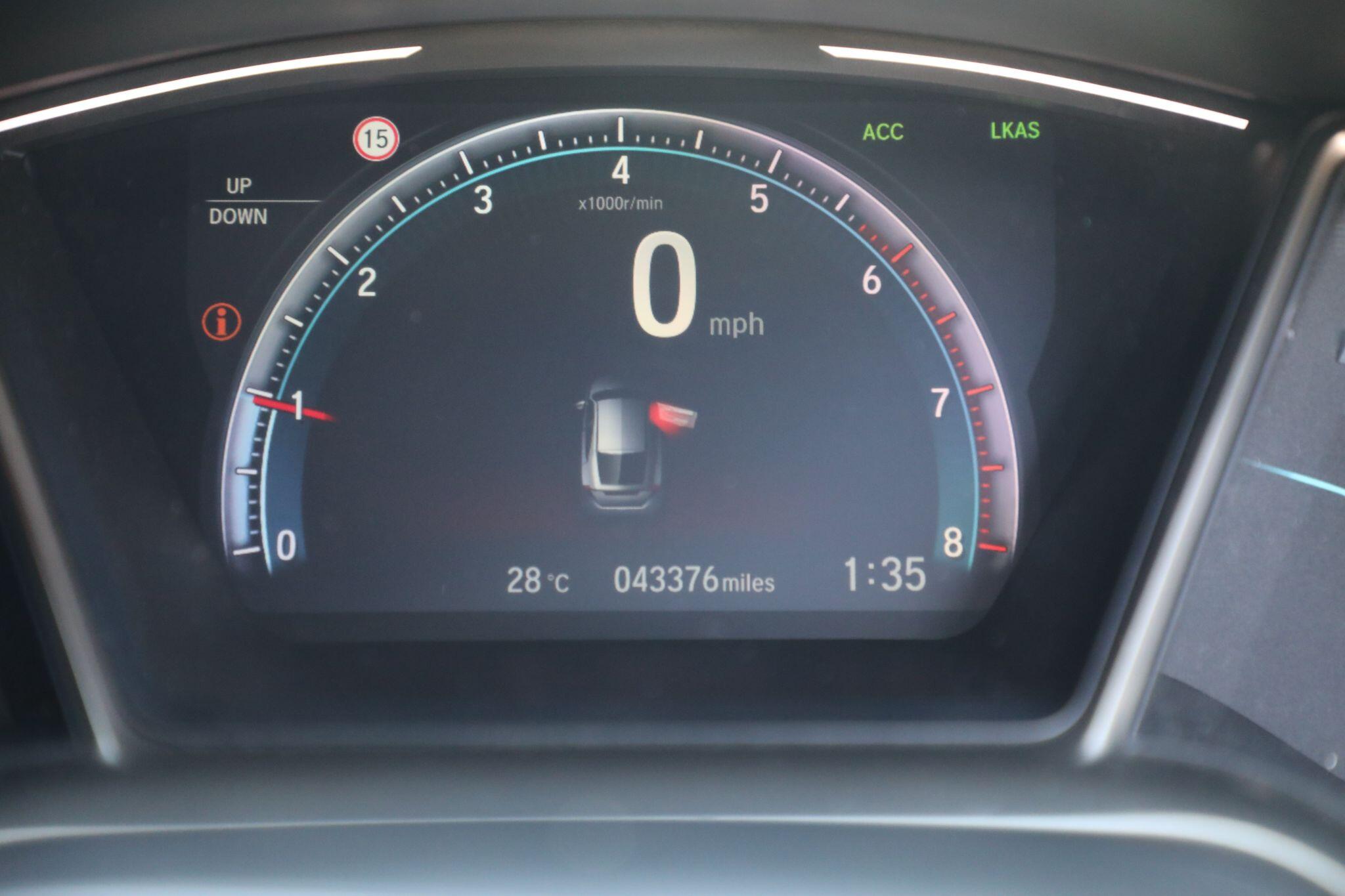 Large vehicle image